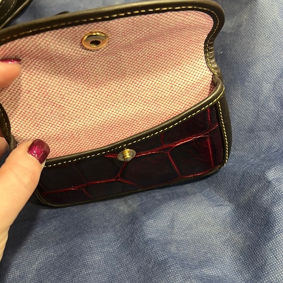 Dooney & Bourke Maroon Wine Crocodile Textured Bag with Mini Wallet Pouch - Picture 8 of 14